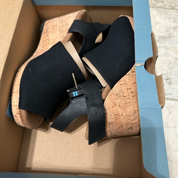 Toms wedge sandals - Picture 5 of 7